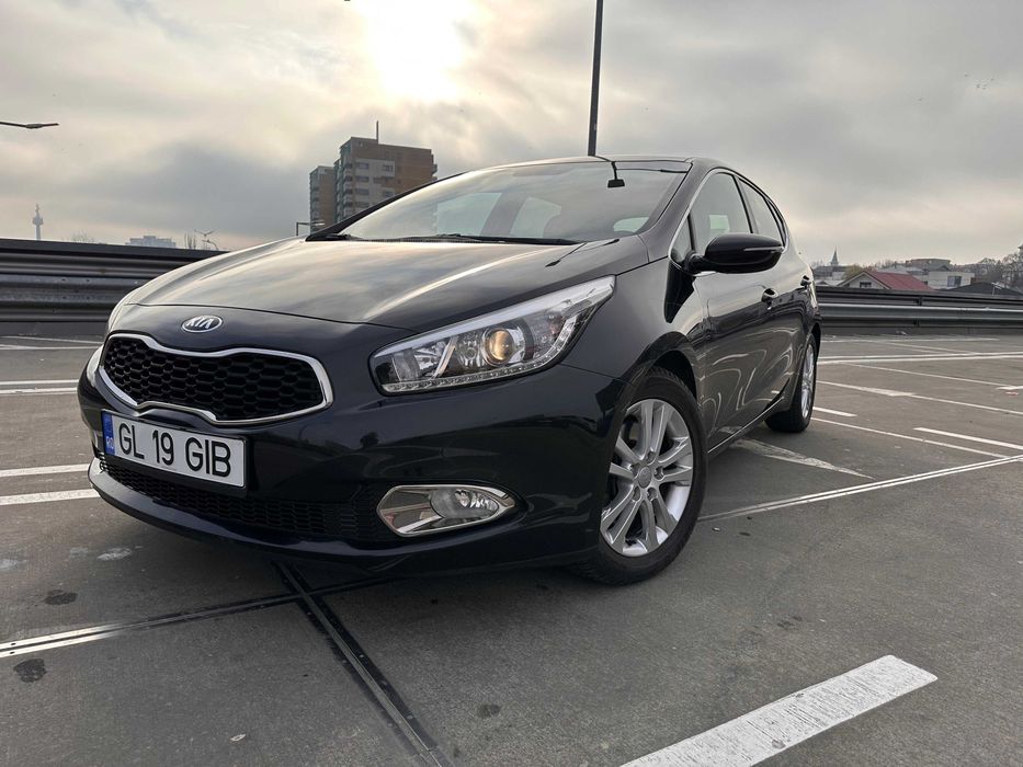 KIA Ceed 1.4 CRDI 2013 Euro 5 Hatchback ,Km reali, Ambreiaj Nou
