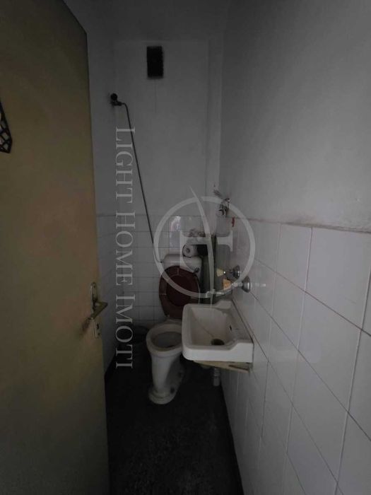 Продава се Тристаен апартамент в Пловдив, Кючук Париж - 104 кв.м за 1486 €/кв.м - Снимка #15