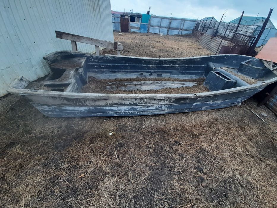 Лодка                  сатылады