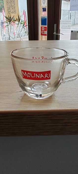 Set de cești și shoturi molinari
