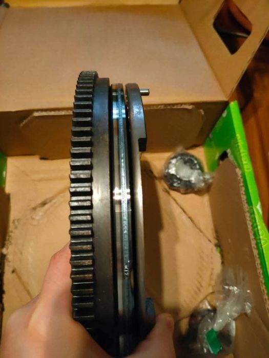 Ambreiaj cu volanta masa dubla Audi A4  A6 Skoda Superb  Seat Exeo 2.0