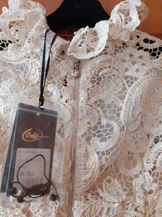 Rochie dantelă sheer gold
