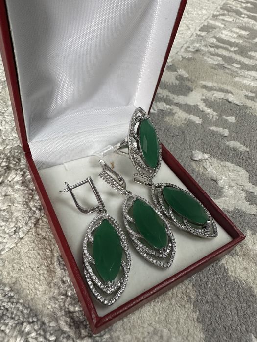 Продам серебро набор