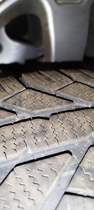 Перфектни гуми с джанти 5×112 16r