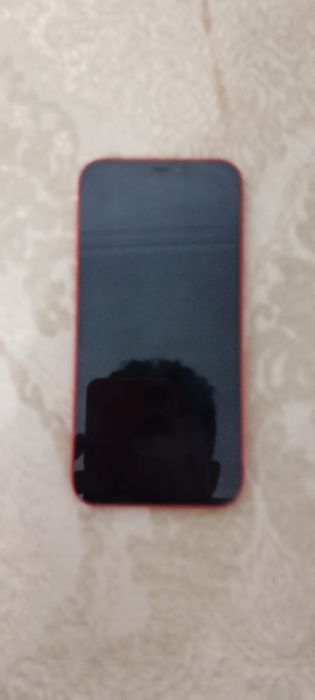 Продам iPhone 12