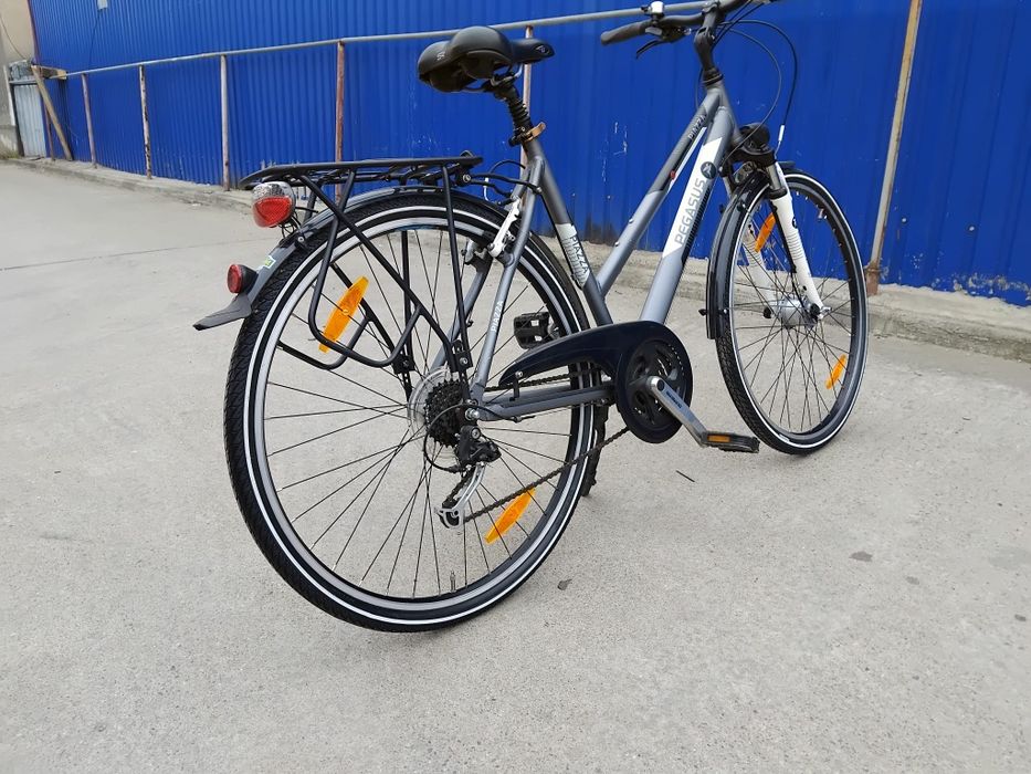 Vând bicicleta Pegasus din aluminiu pentru damă