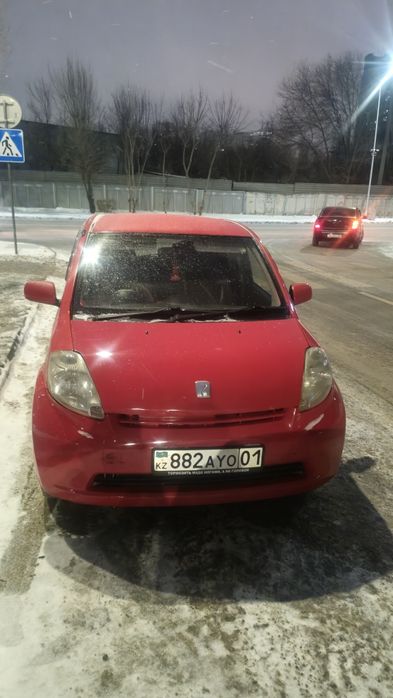 Toyota Passo 2005 год автомат как тойота ярис один в один