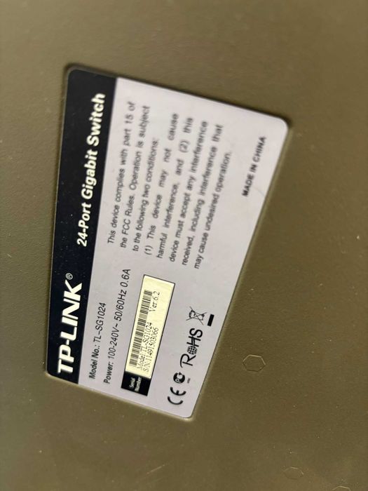 Switch 24 canale gigabit rackabil TP-Link, TL-SG1024