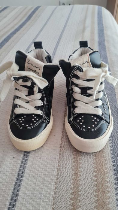 Кецове за момиче на Zara