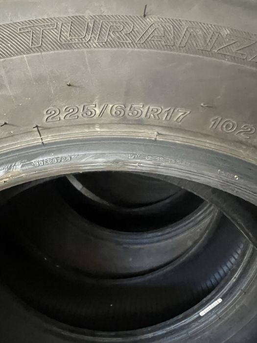 Vand 4cauciucuri de vara 225/65 R17 Bridgestone
