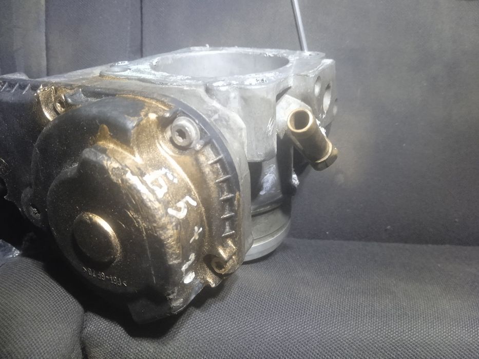 Дроссельная заслонка