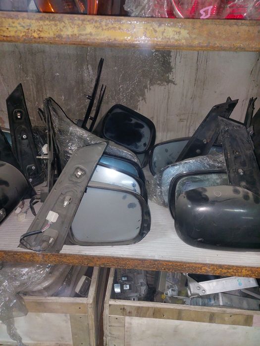 Зеркало на тойота