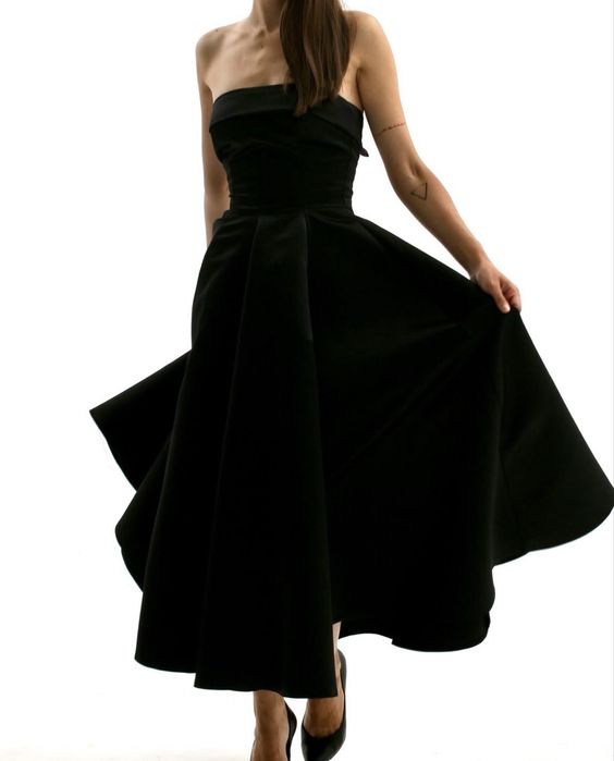 Вечернее платье Embark