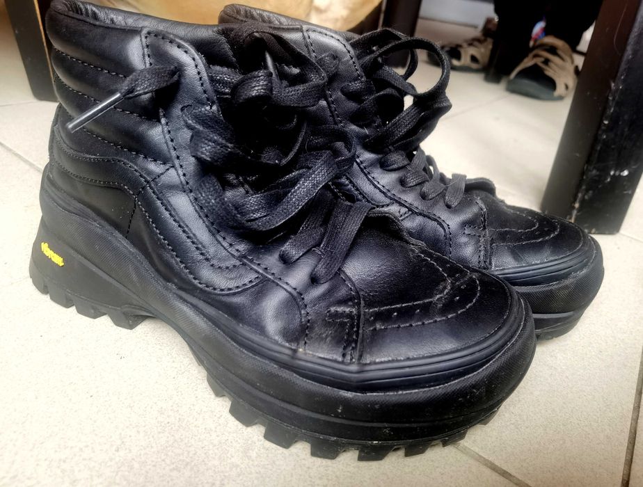 VANS Vault SK8-Hi Vibram, 36.5 номер, перфектни и за туризъм