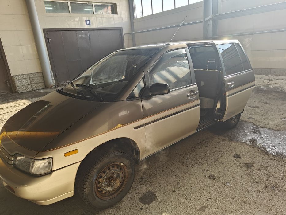 Продам автомобиль Nissan Prairie