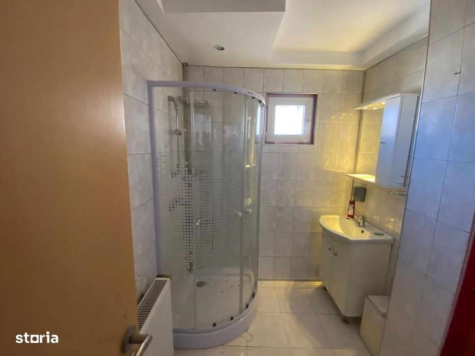 Apartament cu 2 camere de închiriat