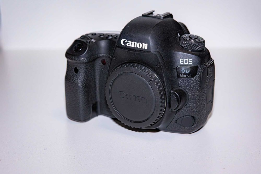 CANON EOS 6D mark II Перфектен