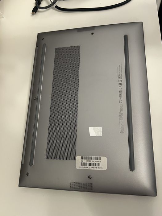 Laptop HP ZBook Firefly G9
