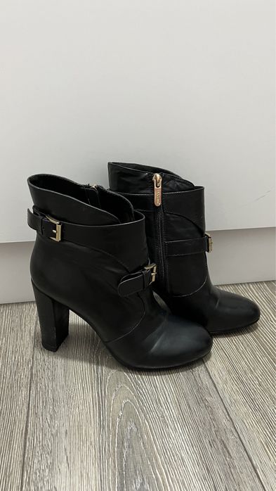 Продам осенние сапоги