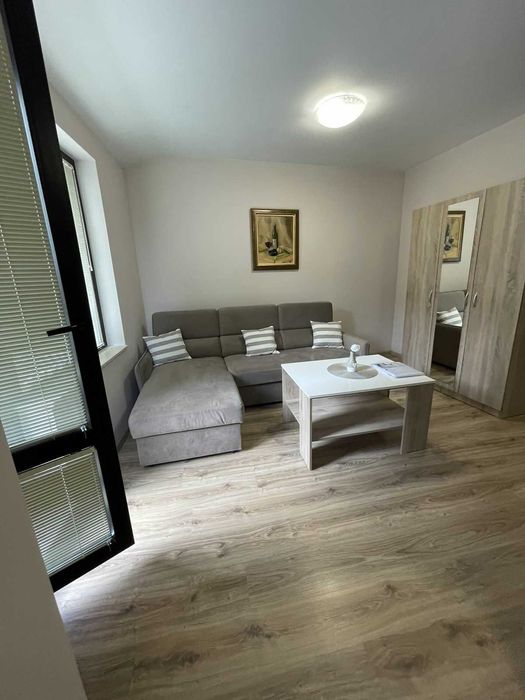 Едностаен Апартамент в Центъра