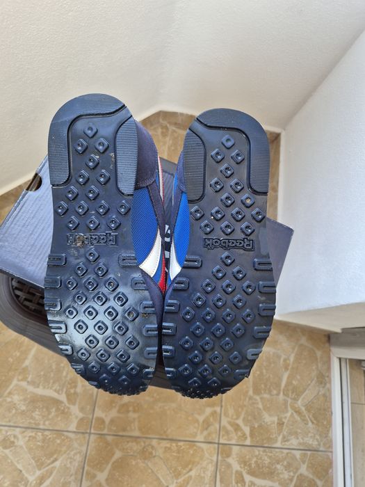 Adidasi bărbați Reebok 43