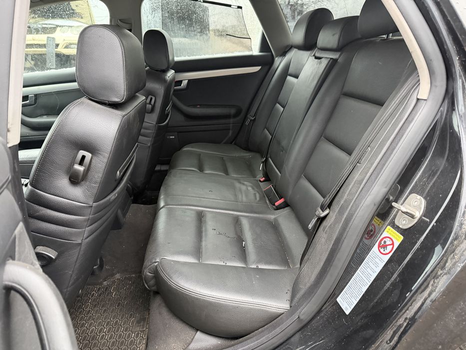 Ауди А4 Б6 3.0 бензим 6 ск само на части