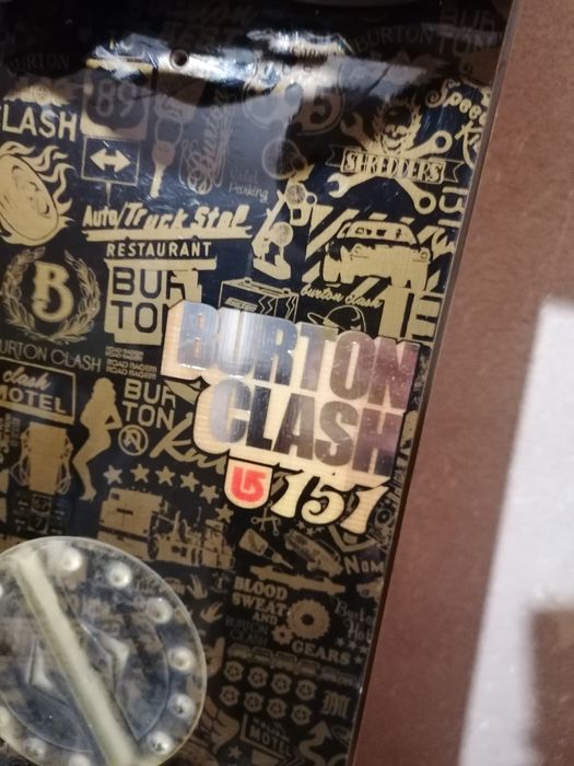 Сноуборд burton clash 151 оборудван