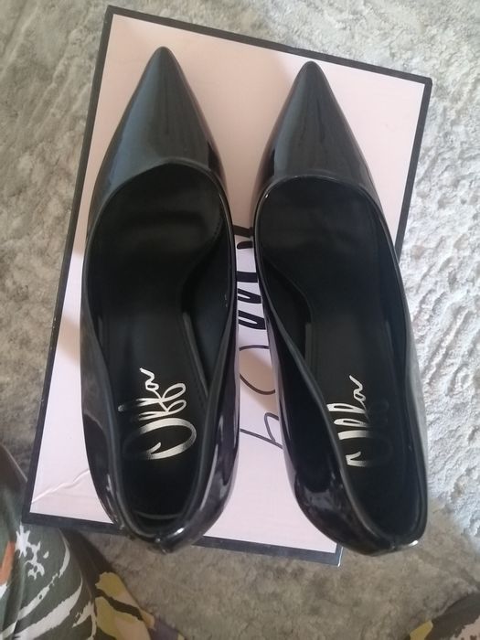 Продаются новые туфли