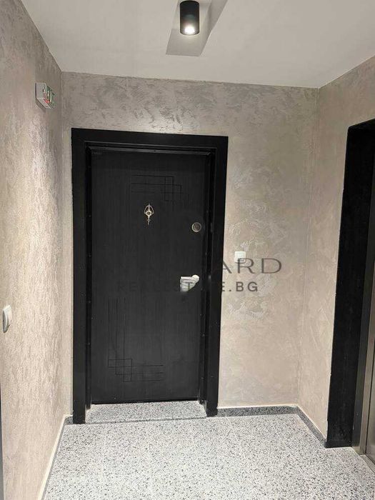 Продава се Двустаен апартамент в Пловдив, Кючук Париж - 61 кв.м за 1853 €/кв.м - Снимка #7
