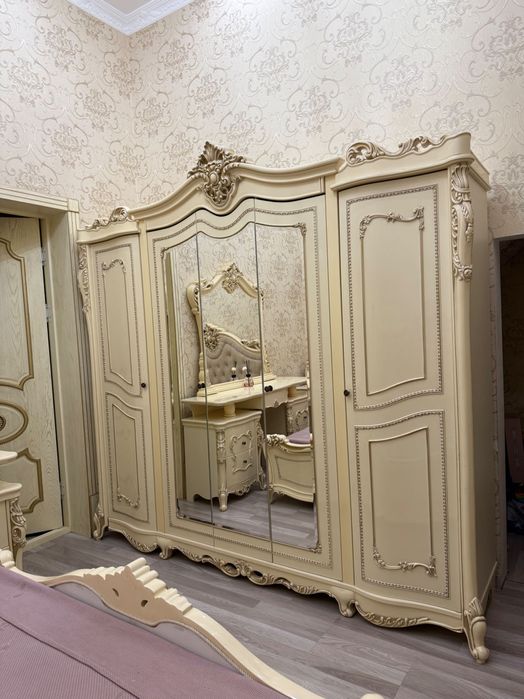 Мебель спальная(гарнитур)