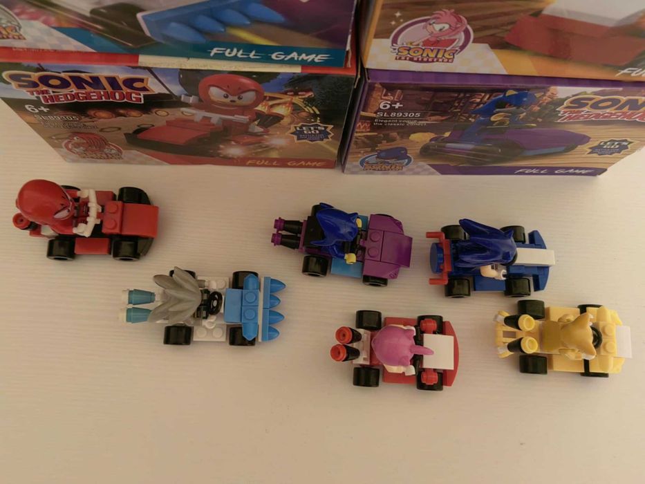 фигурки Sonik с превозни средства