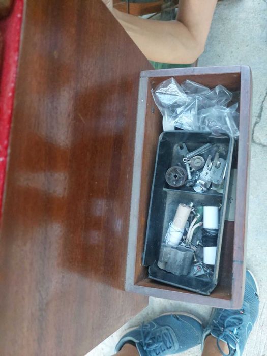 Продавам шевна машина „Панония“ – работеща