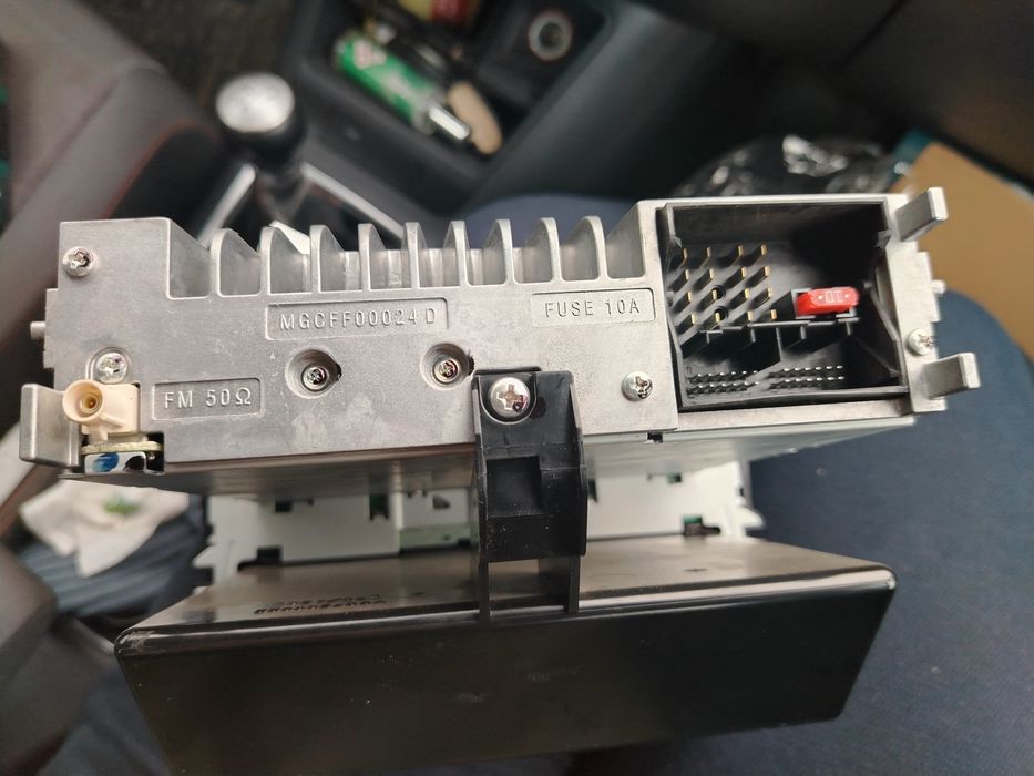 Оригинално радио Фолксваген