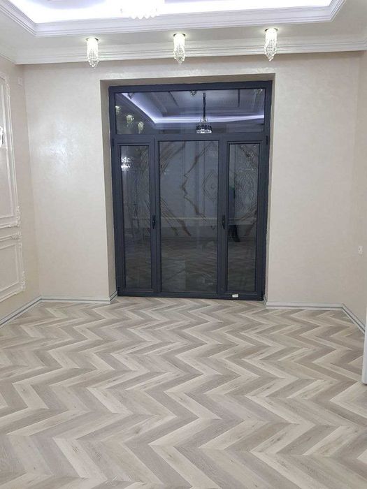 Fabrikadan sifatli eshik va romlar. Kafolat 5 yil. Maxsus servis bor