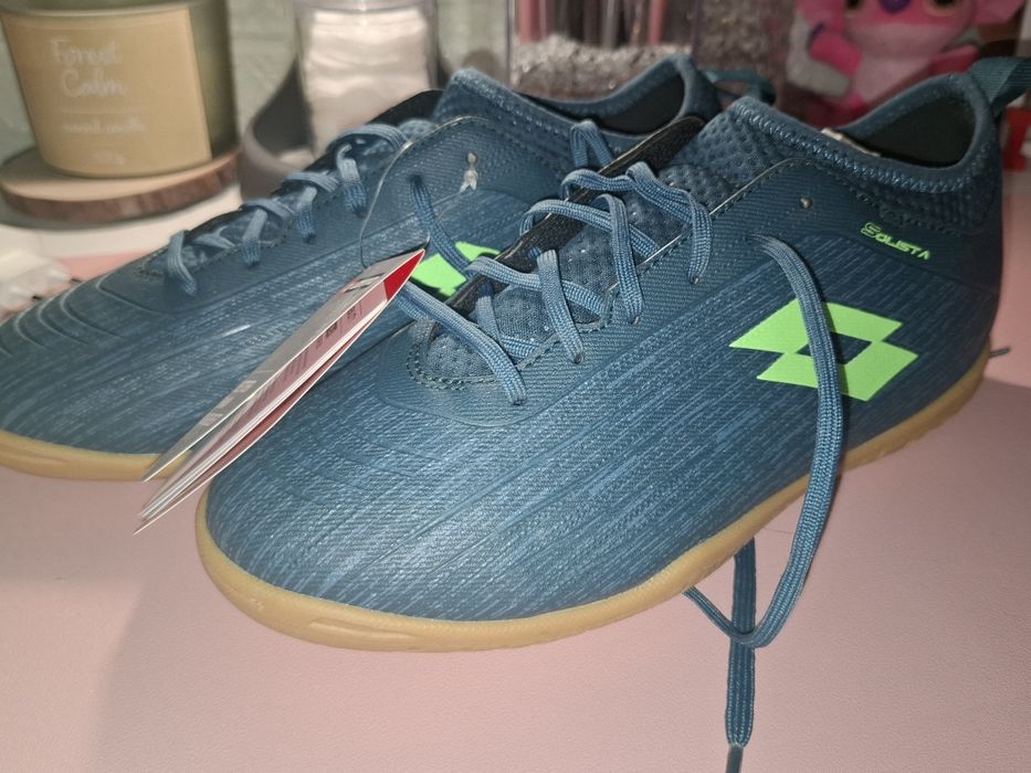 Lotto обувки за футбол