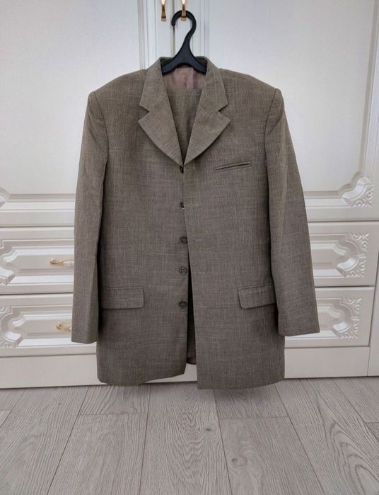 Костюм мужской, 48 размер