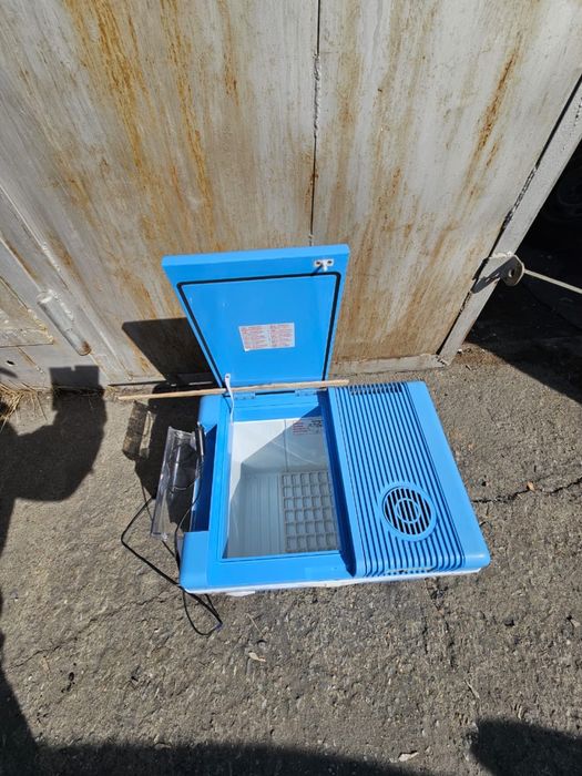 Продам холодильник автомобильный