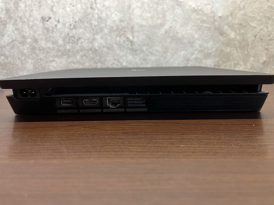 PlayStation  4 Slim 500GB