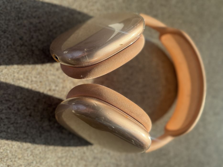 Продам наушники Apple AirPods Max