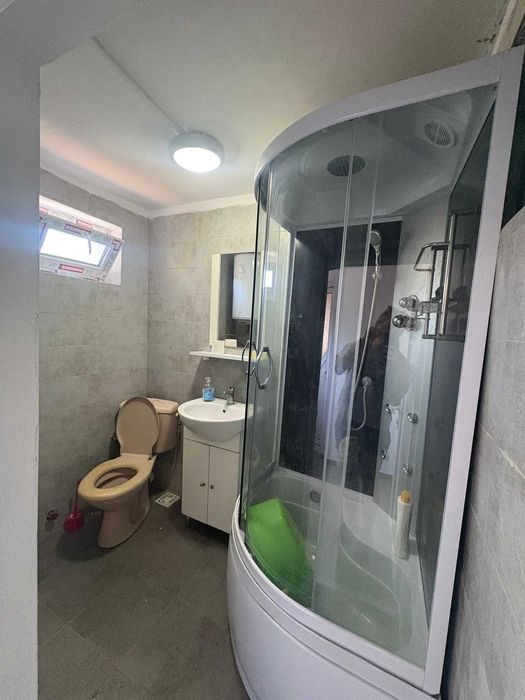 Casa renovata in Ghirdoveni Dambovita curte 470m2 direct proprietar