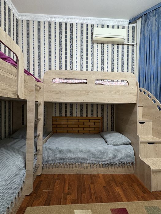 Mebel kravat 4 kishilik ideal holatda