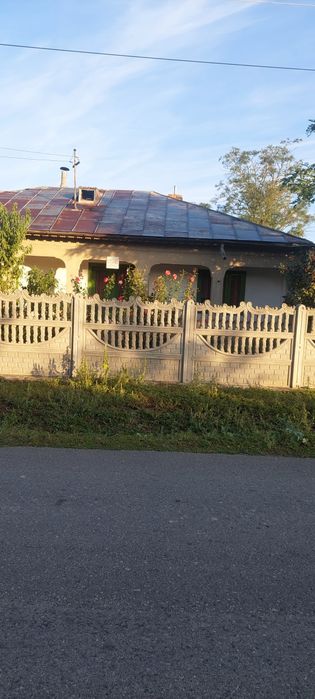 Casa locuibila cu 4600 mp teren in sat Dedulesti
