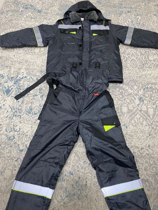 Продам спец одежду