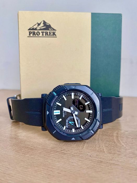 Часы Casio Pro-Trek