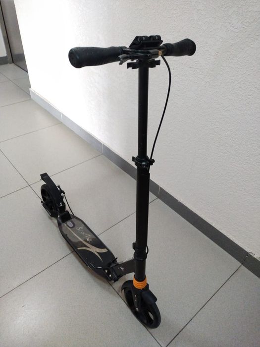 Продам самокат(Scooter)