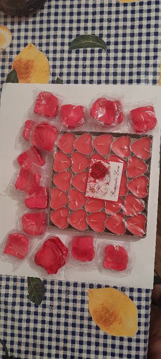 Продам лепестки роз