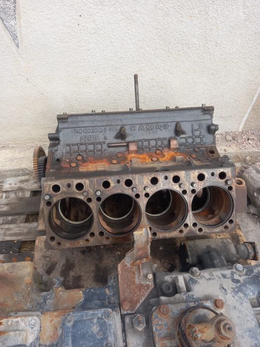 Продаеться Запчасти на Камаз