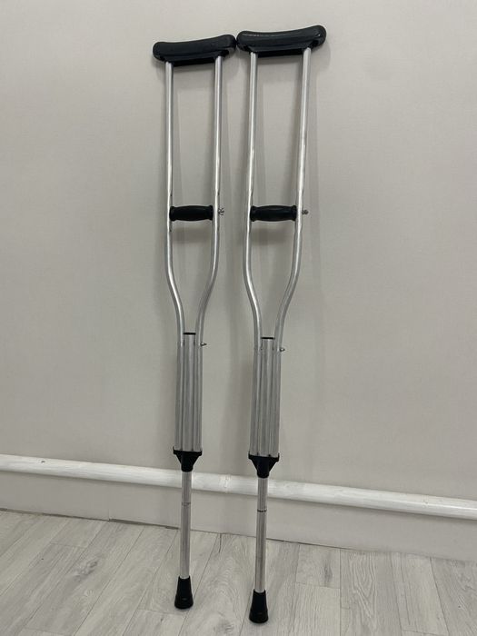 Костыли подмышечные