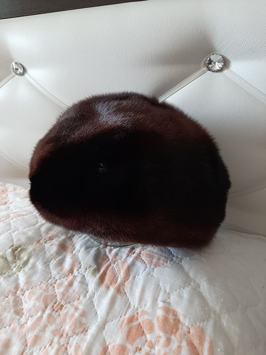 Продам норковый берет