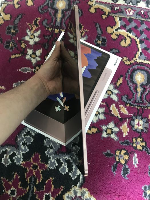 SAMSUNG Tab S7+ sotladi